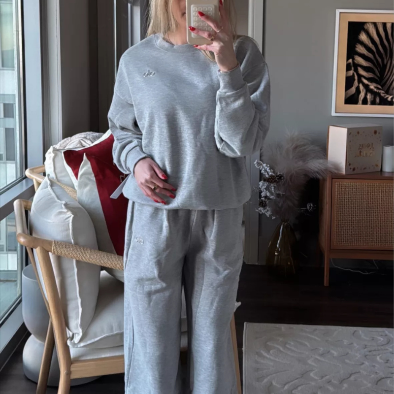 Everyday Comfortable Sports Suit for Men and Women